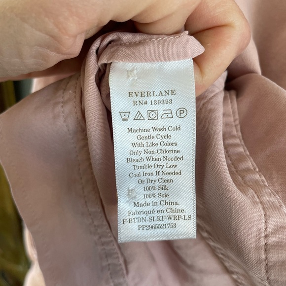 Everlane elegant Pink Wrap Top Blouse - Picture 8 of 8